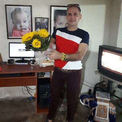 oresticovanvan's profile picture. Licenciado en Historia
Radio Rebelde