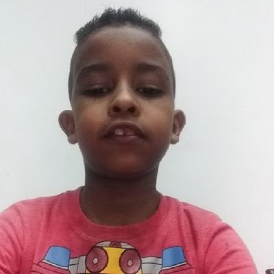 4fUqfTxJdDFa9Gp's profile picture. 