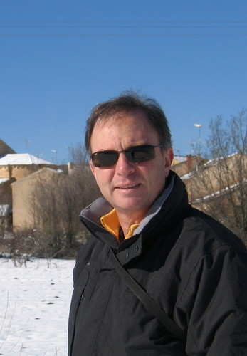 Licenciado en Ciencias Económicas y Empresariales - Universidad Complutense de Madrid. Prejubilado en IBM