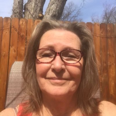 vickihorn5 Profile Picture