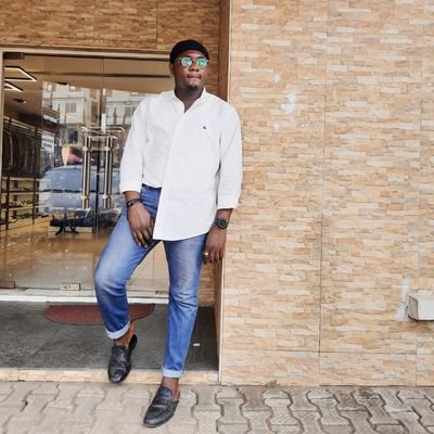 stylejeffery's profile picture. 👔 fashion stylist
📸 photographer