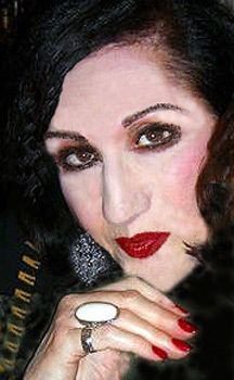 VitaleBeast's profile picture. Artist/writer/painter/teacher/actress