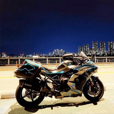 (현) 아이스디에셋, 티에스바이오, 밸류아시아캐피탈
(전) 케이스템셀 및 네이처셀, IBK 투자증권, CJ, 브이소사이어티, 브이뱅크, 삼성증권, 재경부