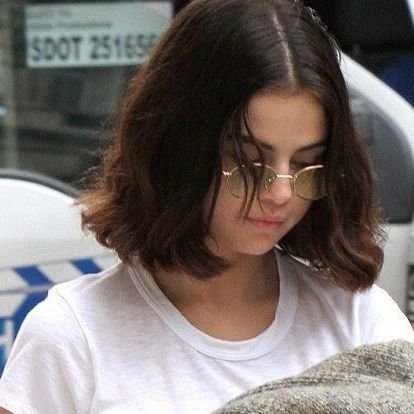 sxlenarare's profile picture. 