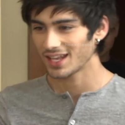 novio de louis puberto | @rearvswift