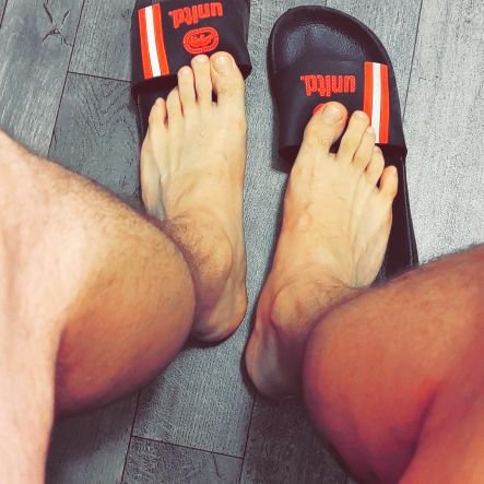 foot guy in Texas! been told mine are nice, so Im here to share. size 13🦶
if you enjoy what you see, tips are appreciated.
cashapp: $CAnickTX