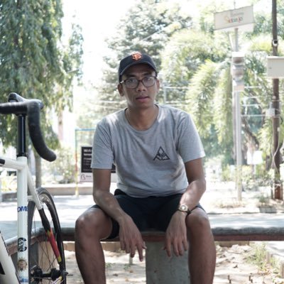 FradanaAnantara's profile picture. I'm on the angel side, but never think I'm one of them