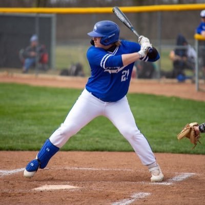 coltonlee2111's profile picture. 