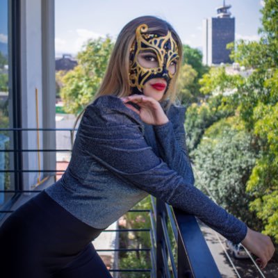 | Luchadora profesional mexicana🤼‍♀️ | | Taekwondoín Cinta Negra 1erDan🥋| | Licenciada en nutrición🎓| Contacto: Reinadoradamx@gmail.com