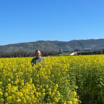 Love music and most sports. Vote BLUE! Napa is a nice place to retire.