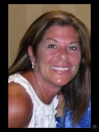 Kellybodner's profile picture. Non- profit, community service, mother of 3