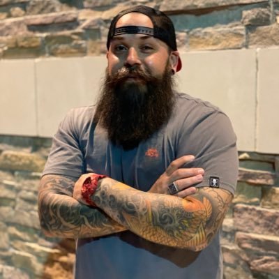 Dad of @CHRISTIAN_M00RE and @LoganMoore2030 | I.T. Analyst (Day) | Beertender @ Southside Cellar | Mental Health Advocate | “Yes, I am a pirate”