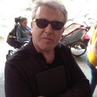 Je suis conseiller municipal de Messery (74France) depuis 1995 et Maire depuis 2014 et maintenant VP de Thonon Agglomération (cycles de l'eau)
