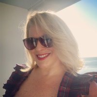 Sarah Bessette (@shoulderpadsnyc) 's Twitter Profile