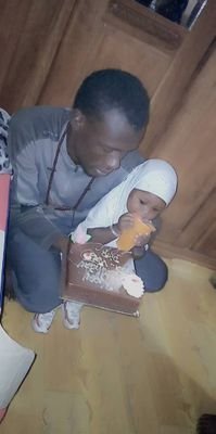 CheikhBousso12's profile picture. sant yalla