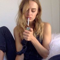مَـنال🐰🤍🤍. (@v0lzx) Twitter profile photo