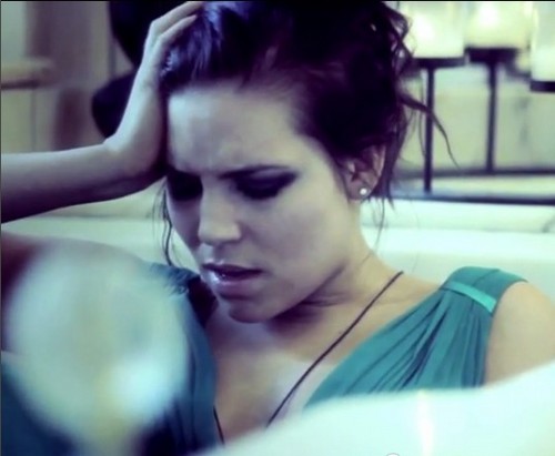 ♥ French Page for Skylar Grey♥
This girls deserves it ! she's so amazing, talented and perfect ♥