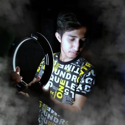 I'm professional Graphic Designer, I'm a photo editor by Photoshop, I'm a Freelancer.