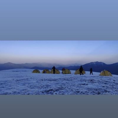 Vinay_lalala's profile picture. Figuring it out!