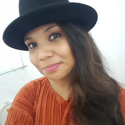 Roxiemacd's profile picture. I am from a small town, would love to travel the world. Studying chemistry...Love Science :)