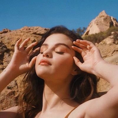 selenasxmutual Profile Picture