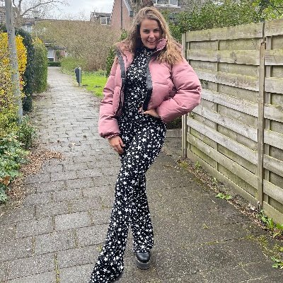 RebeccaxMoon's profile picture. 