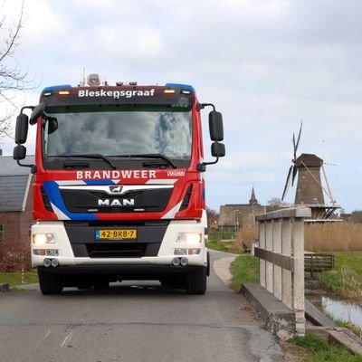 brandweerdatab1's profile picture. Fotografeert brandweervoertuigen📸🚒 |
Canon | Probeert een complete database te krijgen | Nederland