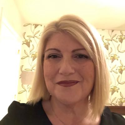 DianeWilkinson1's profile picture. Devoted wife and mum. Love 💕 my family and my doggies. They are my 🌎