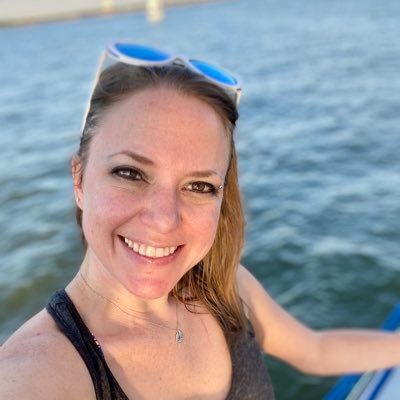 Living a life of authenticity & integrity. I love our planet, movies, live music, cooking & eating delicious healthy food, travel, and technology