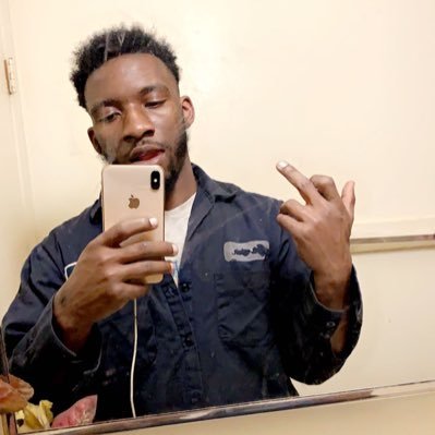 Leo ♌️ God first 🙏🏾 C/O 17” 🧑🏾‍🎓 #freeemsteppas                                            Instagram @gorrila_ry