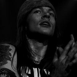 couldbmine's profile picture. ⠀
⠀
❝⠀s o o n⠀❞⠀
——⠀ 
⠀
⠀