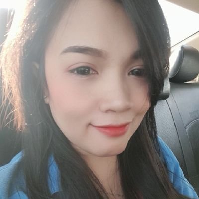 vbosUsO7O0UKOQM's profile picture. กิน นอนดูหนัง☺️☺️