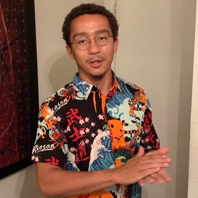 dlilbearg's profile picture. 👽