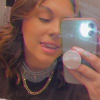Em:) (@_emily221_) 's Twitter Profile