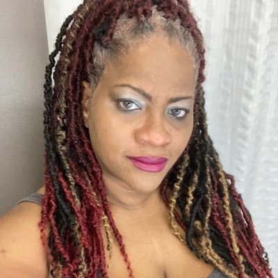 NoonieBlount's profile picture. Living Life Without Regrets