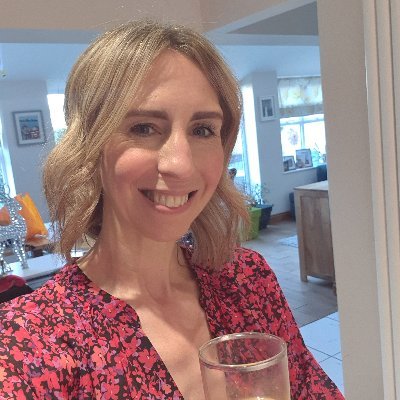 KarenHopkinson9's profile picture. My life is my family, hubby, my girls and 3 mental dogs! Love interiors and now teaching myself to sew!