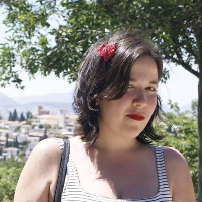 Distribución audiovisual @Zinkia. Marketing, periodismo, literatura y cine. Feminista gallega en Madrid. Podéis leerme en la última antología de Torremozas.