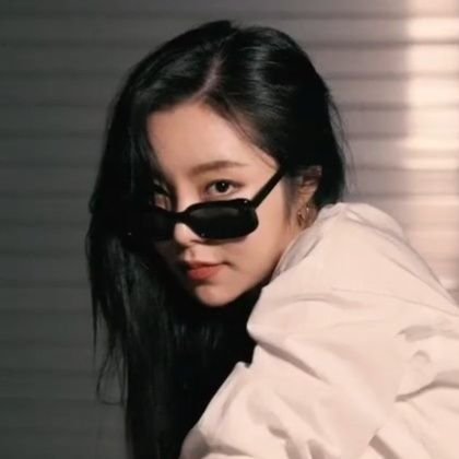 _moomoos's profile picture. We gonna travel far away🍯
~MAMAMOO~