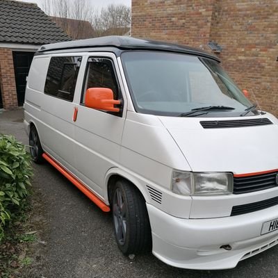 AdamHigh7's profile picture. 