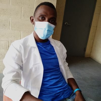 Pharmacien/ FMP-UEH/ jeune engagé/🇭🇹/co-founder pharm-assist/football⚽and basketball🏀fan ⚽@realmadrid /#lakeshow #neg_okay100%/ @Zenglen 🎶