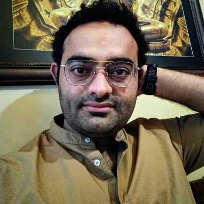 Sushant1207's profile picture. Raconteur.