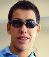 Curtindo a vida como ela deve ser, as vezes chorando outras sorrindo, no sofrimento quanto na felicidade sendo sempre eu mesmo
