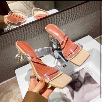 Your one stop shop for all things Fabulous ❤️ || Nationwide delivery on all order || Serving you with top notch customer service 💯