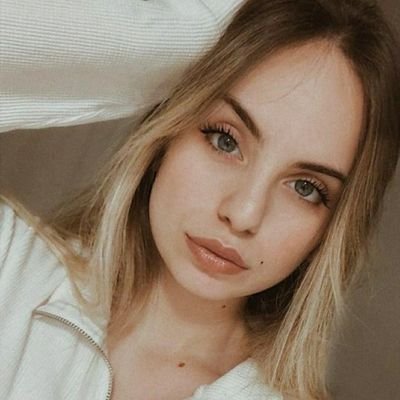 Cemresolmaz1011's profile picture. cemcel❤️