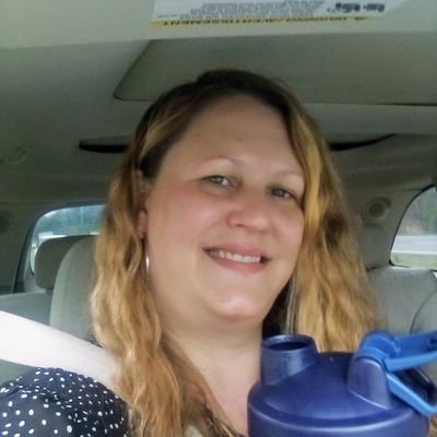 A mom that is trying to provide a great life for her son. A person that loves the simple things in life like travel, crafting, DIYs and that loves Snoopy!