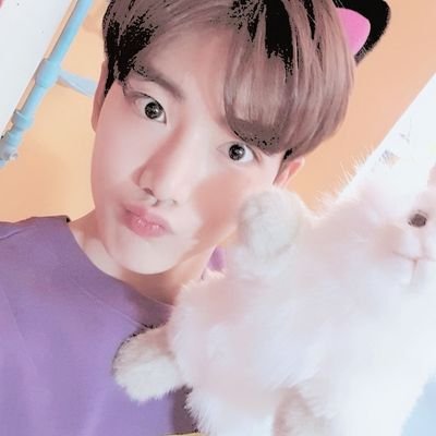 ❝ 𝘈𝘫𝘶𝘯 𝘢𝘭𝘸𝘢𝘺𝘴 𝘰𝘯 𝘮𝘪𝘯𝘥 ❜❜ ♡
𝐹𝑎𝑛 𝑎𝑐𝑐 @treasuremembers ✧