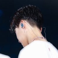 your daily dose of jung hoseok’s undercut. #제이홉 ✿