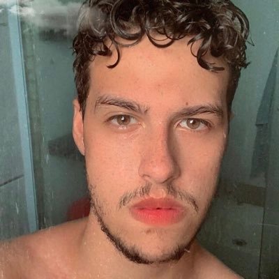 GiletaoHackeado's profile picture. 👨‍❤️‍👨Futuro marido do: @ttdo_jon 📸 Fotógrafo 🧠 Psicologia 📲 Designer Gráfico