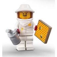 #bitcoin beekeeper investor hobbyist. Selling honey 4 sats. Opening lightning channels. DM me if interested in either.
