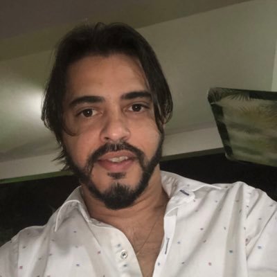 James Breno, pessoa simples e determinada.O 0️⃣0️⃣7️⃣ - do SERTÃO🌵.Já fui tão diferente que quando por meu nome alguém chama! Pasme,pois comigo me pareço.